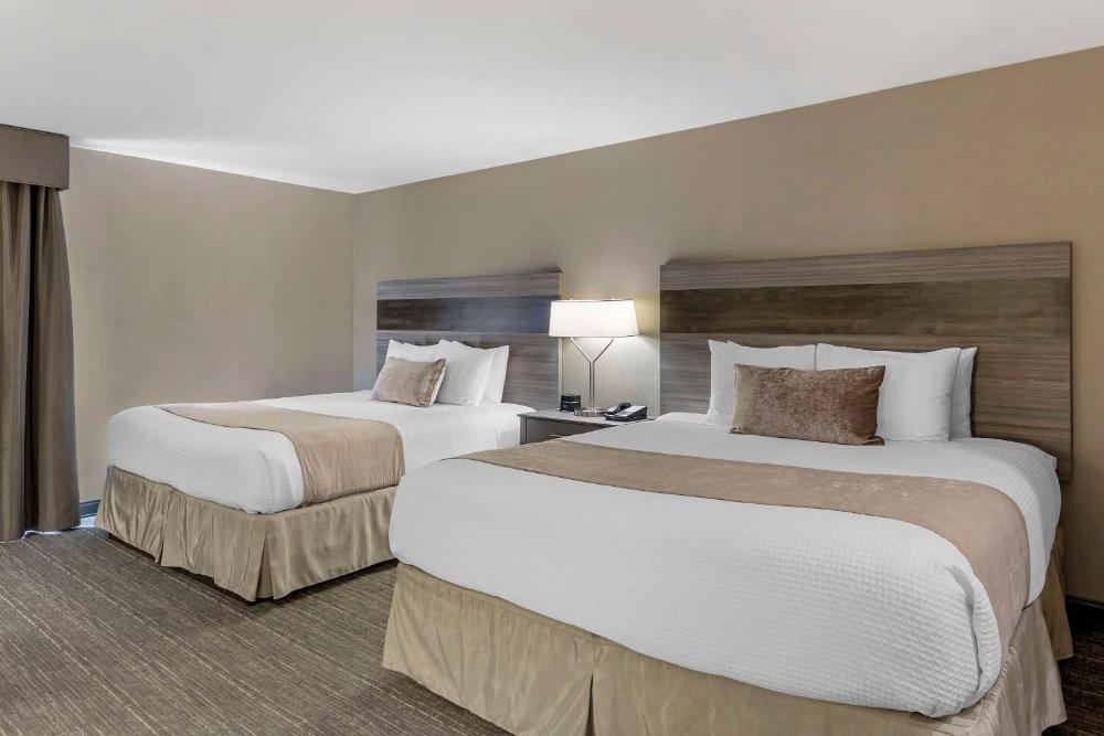 Best Western Plus Executive Inn